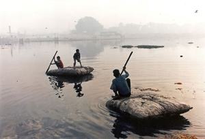 Ravi Agarwal: River Boys, from the series Alien Waters 2004-2006